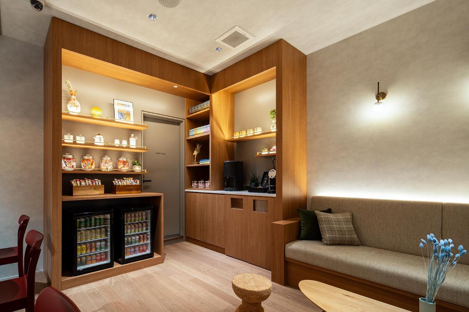Section L Shimbashi West Aparthotel Tokyo Exterior photo